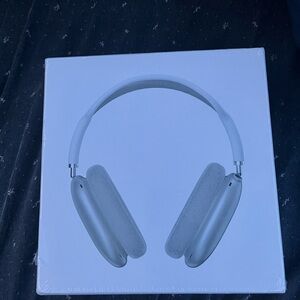 Over-Ear Wireless Headphones in Light Blue